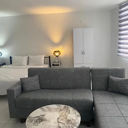No19 Pendik Apartment *